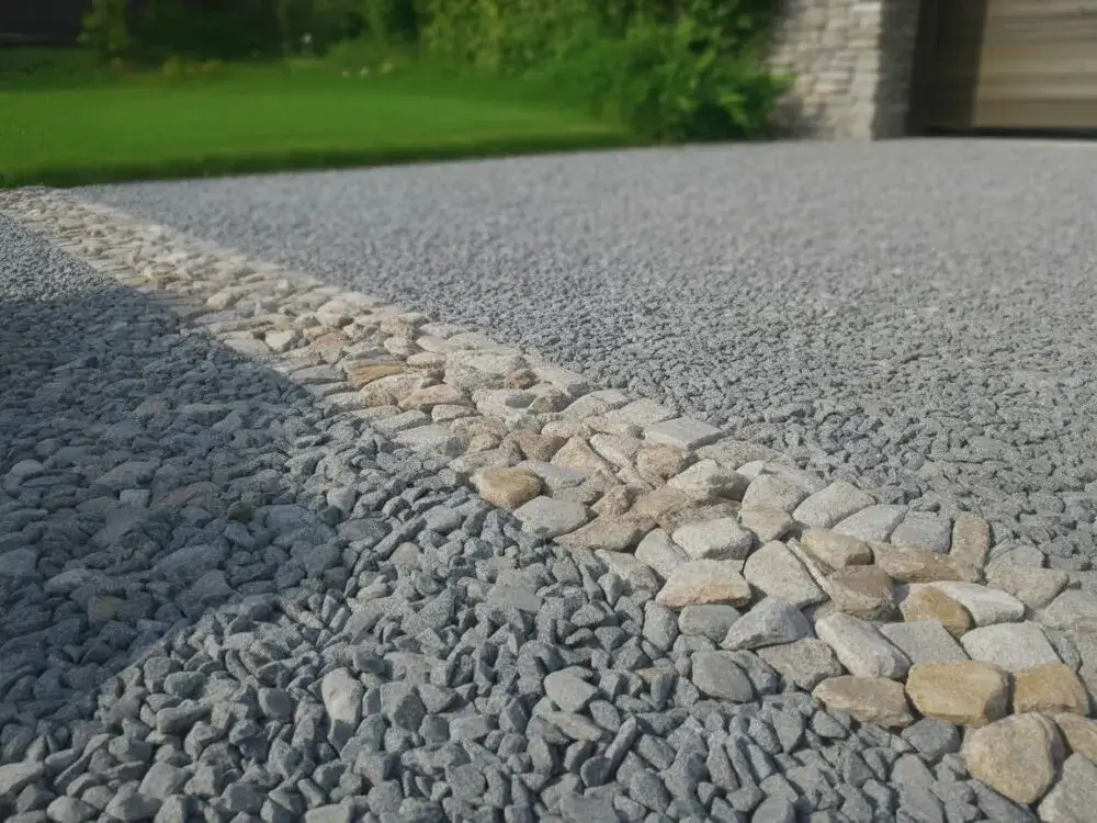 Jakie kruszywo na podjazd wybrać, aby uniknąć problemów z stabilnością?