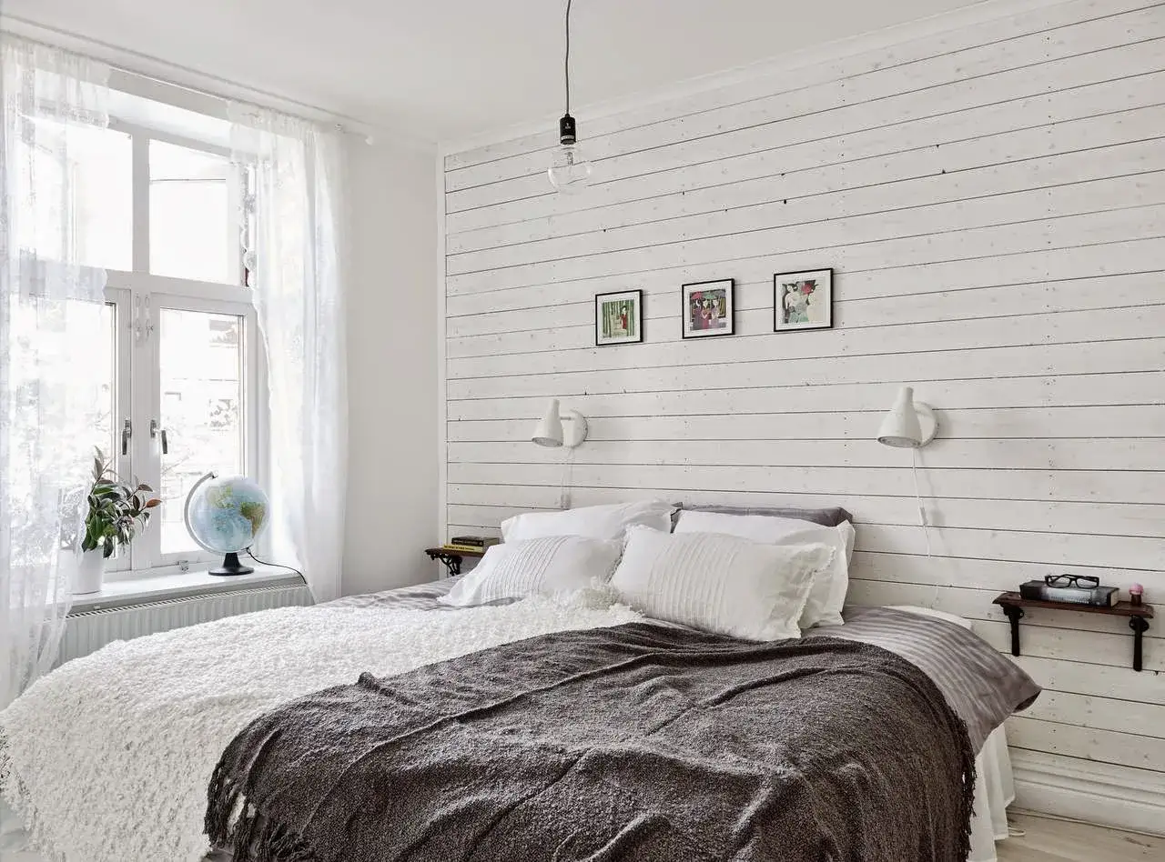 Jak zakryć brzydką ścianę? 7 sposobów na metamorfozę!