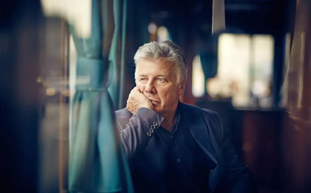 Aktor Emil: Poznaj życie i twórczość znanych artystów teatralnych