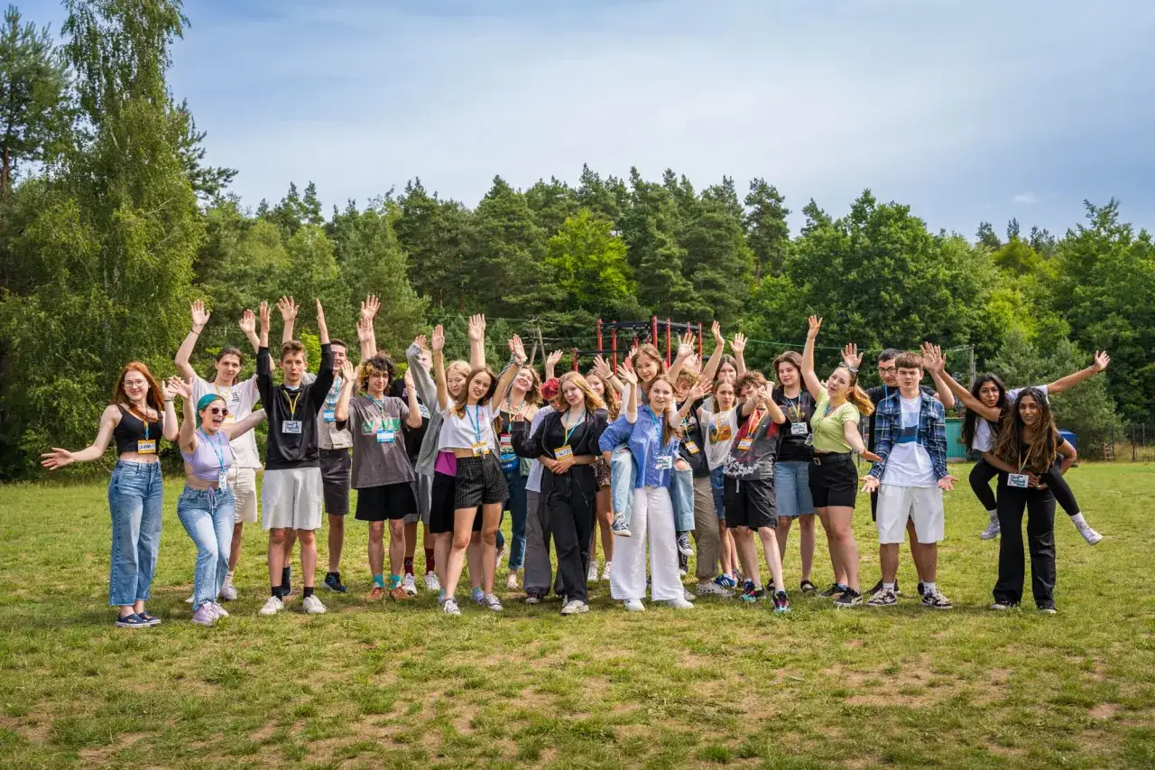 Rodzinny kurs językowy za granicą: ile kosztuje i co wybrać?