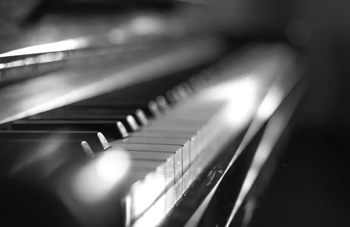 Jak przenosić pianino bez ryzyka uszkodzenia - krok po kroku