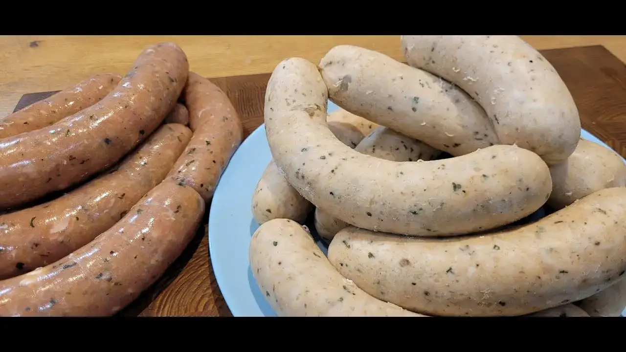 Jak łatwo przygotować białą kiełbasę drobiową własnej roboty?