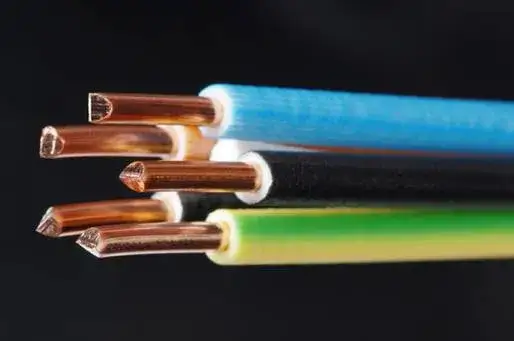 Jaki przekrój kabla do mocy 7 kW? Uniknij kosztownych błędów