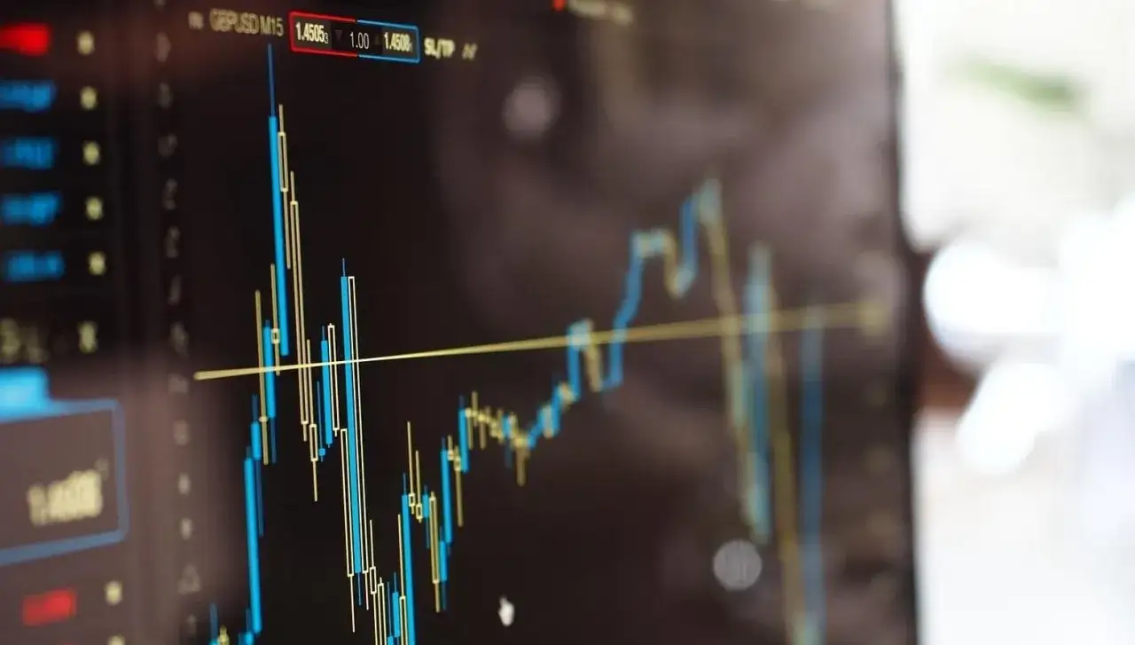 Kim jest broker i jak jego rola wpływa na Twoje transakcje?