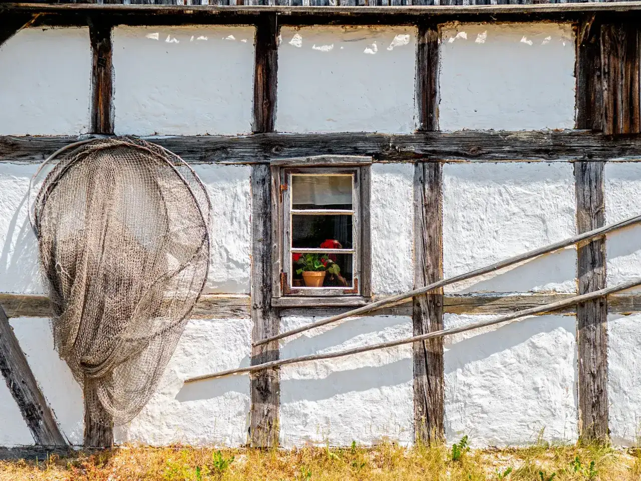 Skansen Łeba: Odkryj fascynującą kulturę Słowińców i ich tradycje