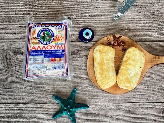 Halloumi z jakiego mleka? Odkryj tajemnice produkcji sera