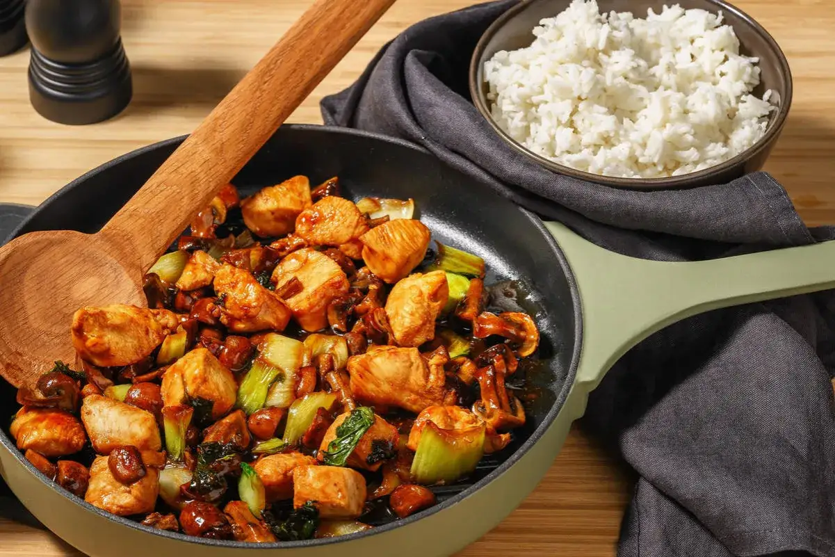 Pak Choi Hauptgerichte: 10 schnelle Rezepte für Wok, Pfanne & Ofen