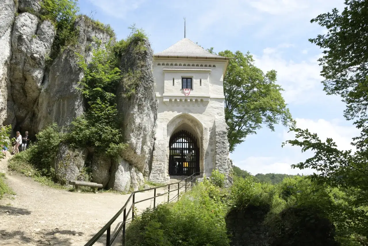 Gdzie zjeść w Ojcowskim Parku Narodowym? Sprawdź najlepsze miejsca