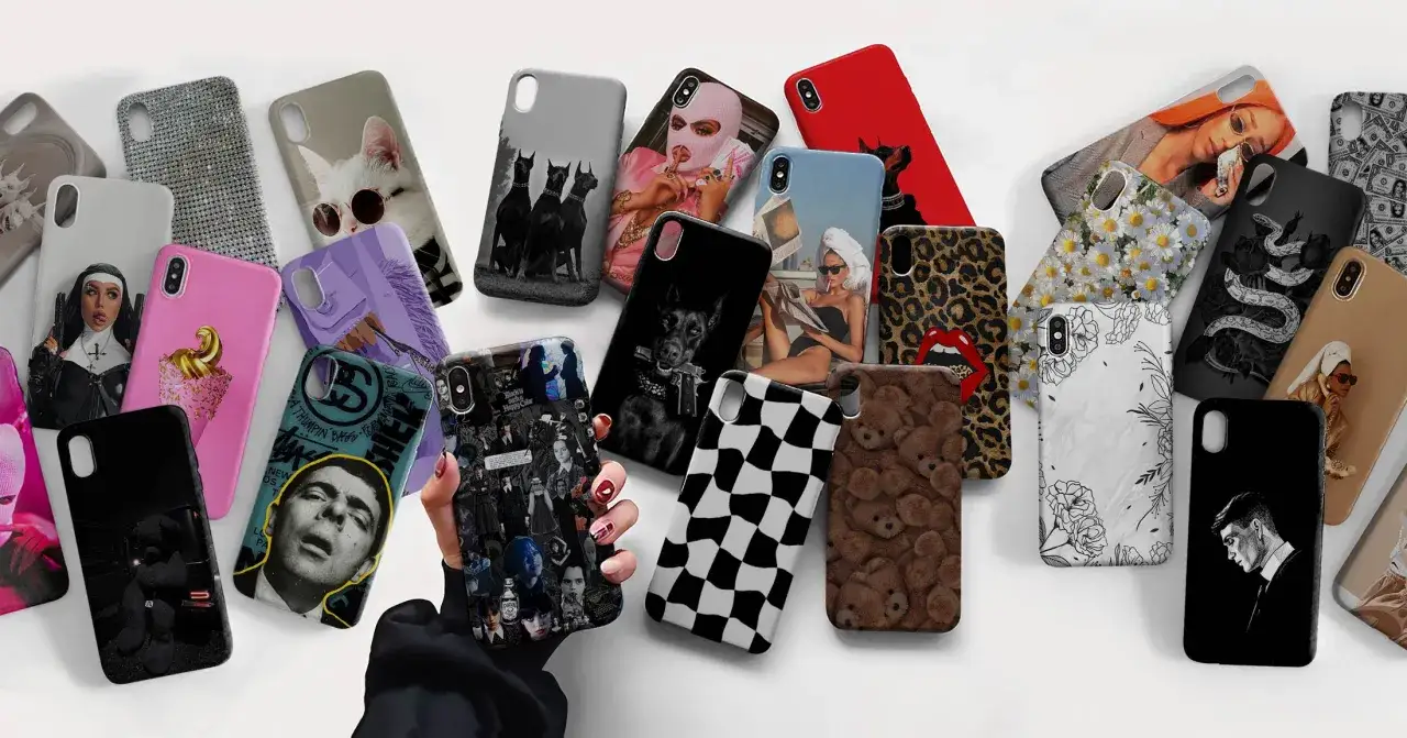 Inspiracje, jak ozdobić etui na telefon: od kotka w okularach, przez misie, po węże i kwiaty. Wybierz wzór dla siebie!