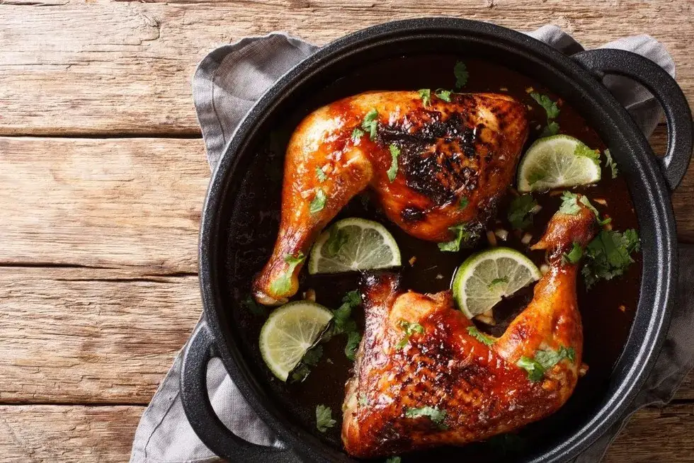 Jak długo piec pałki z kurczaka, aby były idealnie soczyste?