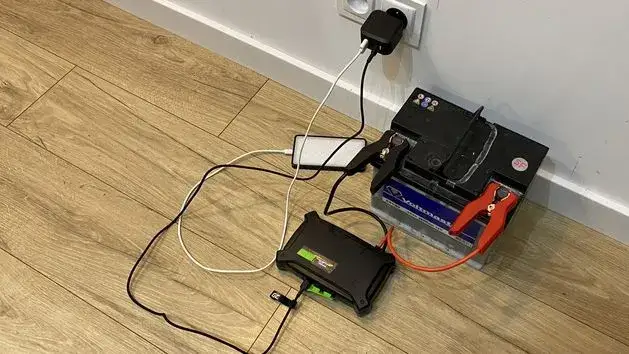 Jak długo ładować akumulator? Oblicz, unikaj błędów, dbaj o baterię