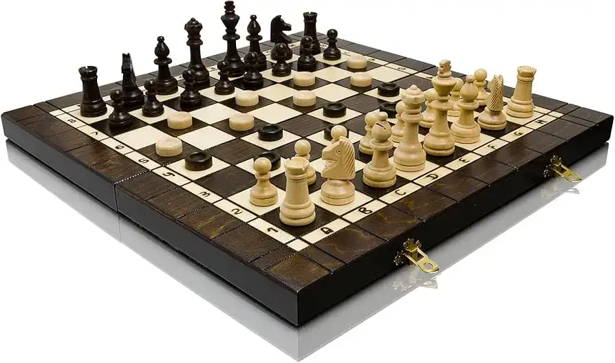 Drewniane szachy i warcaby: Wybierz idealny zestaw na lata!