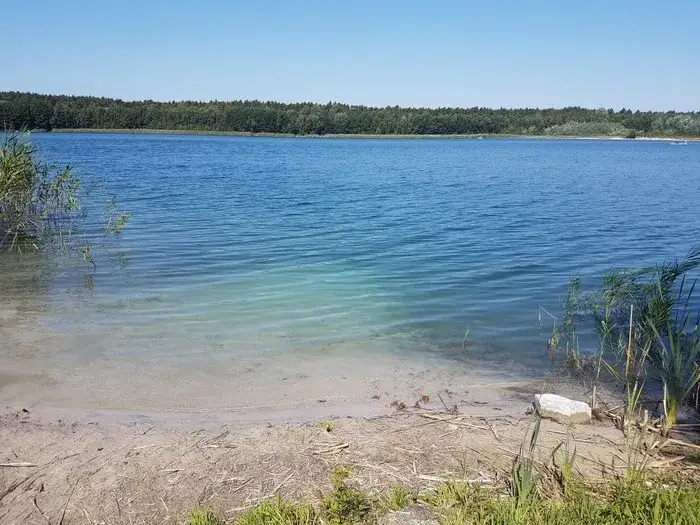 Jezioro Budzisławskie: tajemnice, atrakcje i niezwykłe widoki