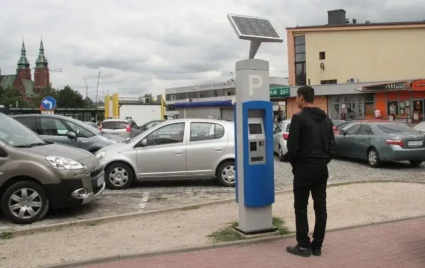 Parking w sanatorium Gryf Połczyn-Zdrój: Bezpieczne i tanie opcje