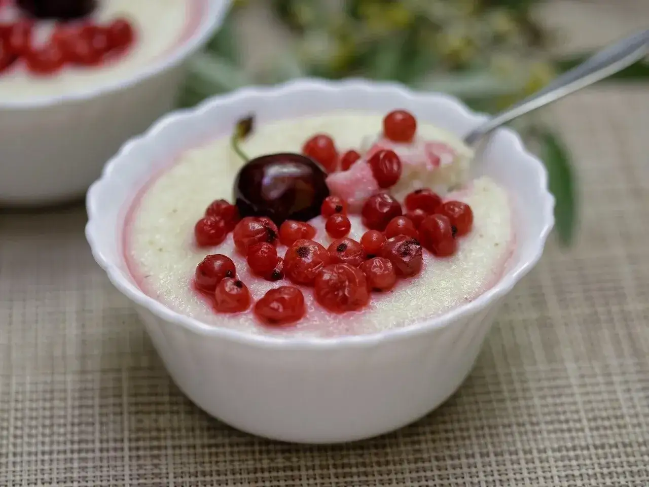 Kasza manna jak u babci: Przepis na gęsto i bez grudek