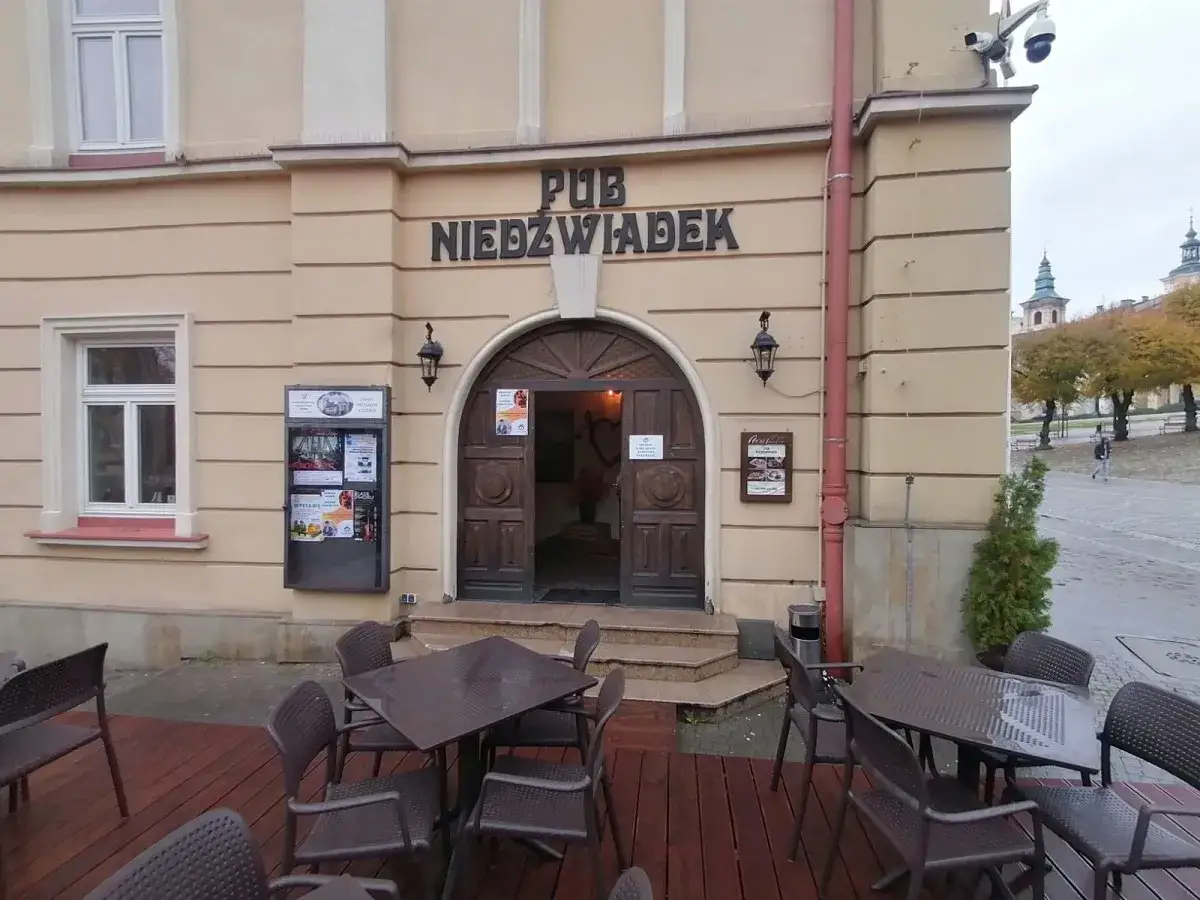 Gdzie zjeść w Przemyślu? Odkryj najlepsze restauracje i smaki