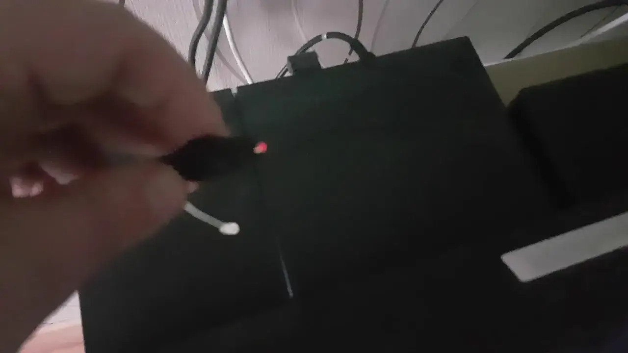 Jak podłączyć kabel optyczny, by uniknąć problemów z dźwiękiem?