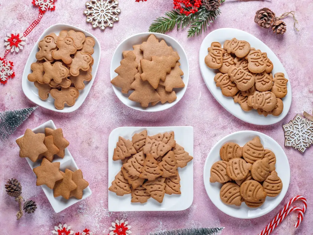 Jak zmiękczyć twarde pierniczki? Sposób z jabłkiem w 24h!