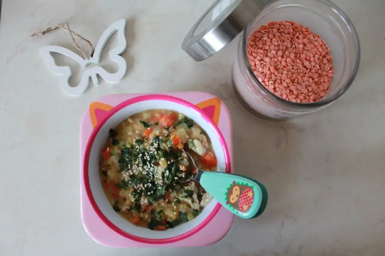 Soczewica dla niemowlaka: Kiedy i jak bezpiecznie wprowadzić?