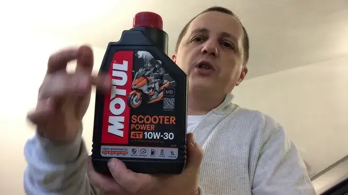 Wymiana oleju w Honda PCX – co ile kilometrów i dlaczego to ważne