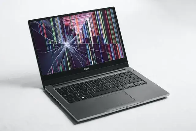 Ile kosztuje naprawa matrycy w monitorze? Sprawdź ceny i opcje naprawy