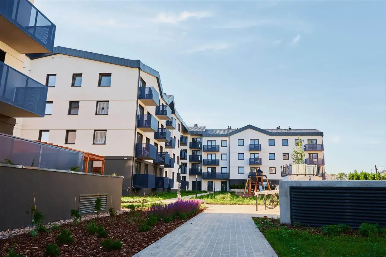 Rentowność inwestycji: Oblicz ROI i uniknij pułapek!