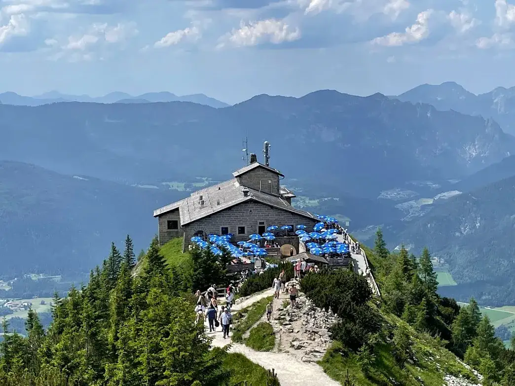 Jak dojechać do Orlego Gniazda hitlera – najlepsze opcje transportu
