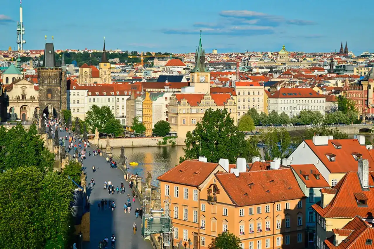 Czechy: Co zwiedzić? Odkryj sekrety Pragi i ukryte perełki!