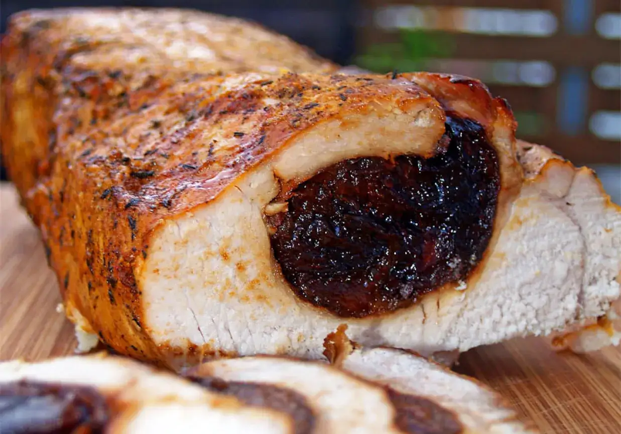 Jak długo piec schab ze śliwką, aby był soczysty i aromatyczny?