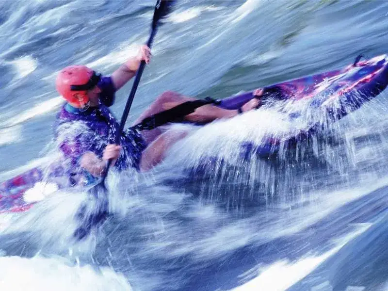 Tor kajakarstwa górskiego Kraków - idealne miejsce na treningi i zawody