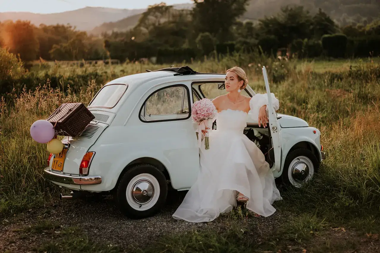 Ile kosztuje auto do ślubu? Sprawdź ceny i ukryte koszty