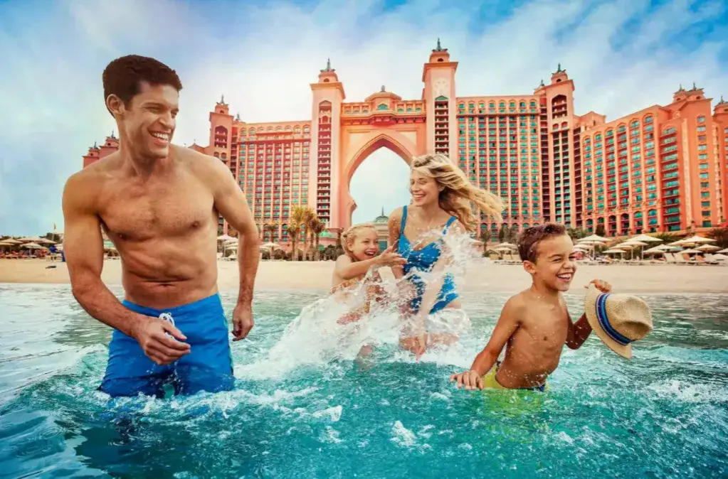 Gdzie warto się zatrzymać podczas podróży w najlepszym hotelu w Dubaju