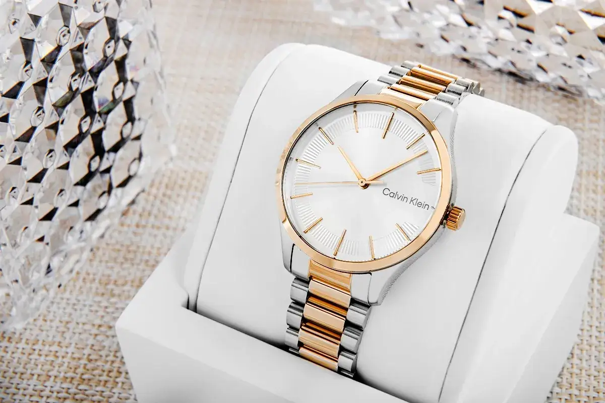 Zegarki Calvin Klein damskie: Wybierz idealny model i uniknij podróbek
