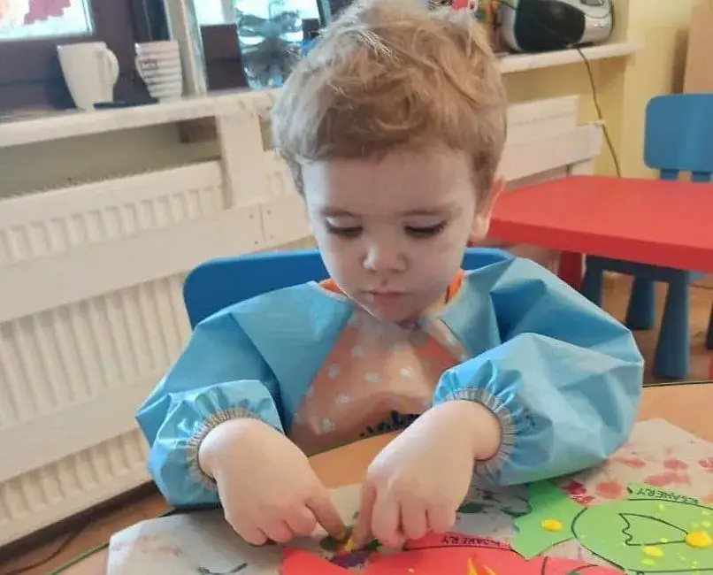 Ile godzin dziecko z autyzmem w przedszkolu powinno spędzać?