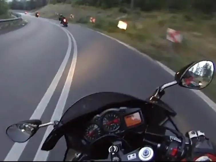 Łódzkie na motocyklu: 5 tras, które musisz przejechać!