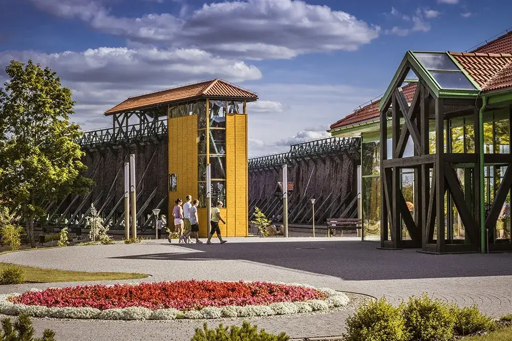 Jak dojechać do sanatorium w Gołdapi? Sprawdź wygodne opcje dojazdu