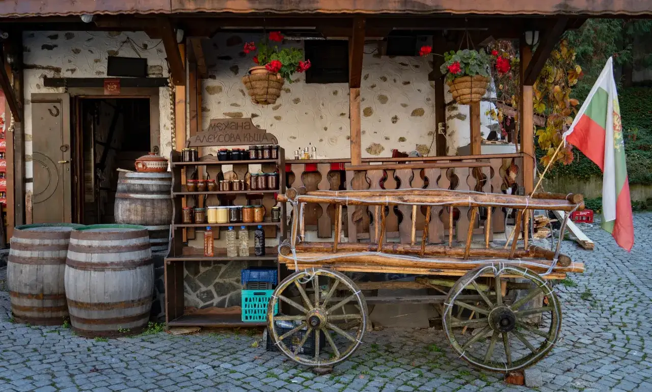 Co warto przywieźć z Bułgarii? Najlepsze pamiątki i lokalne skarby