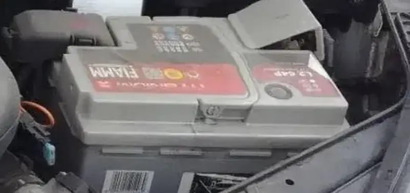 Jaki akumulator do Kia Ceed 1.4 benzyna? Sprawdź, by uniknąć problemów!