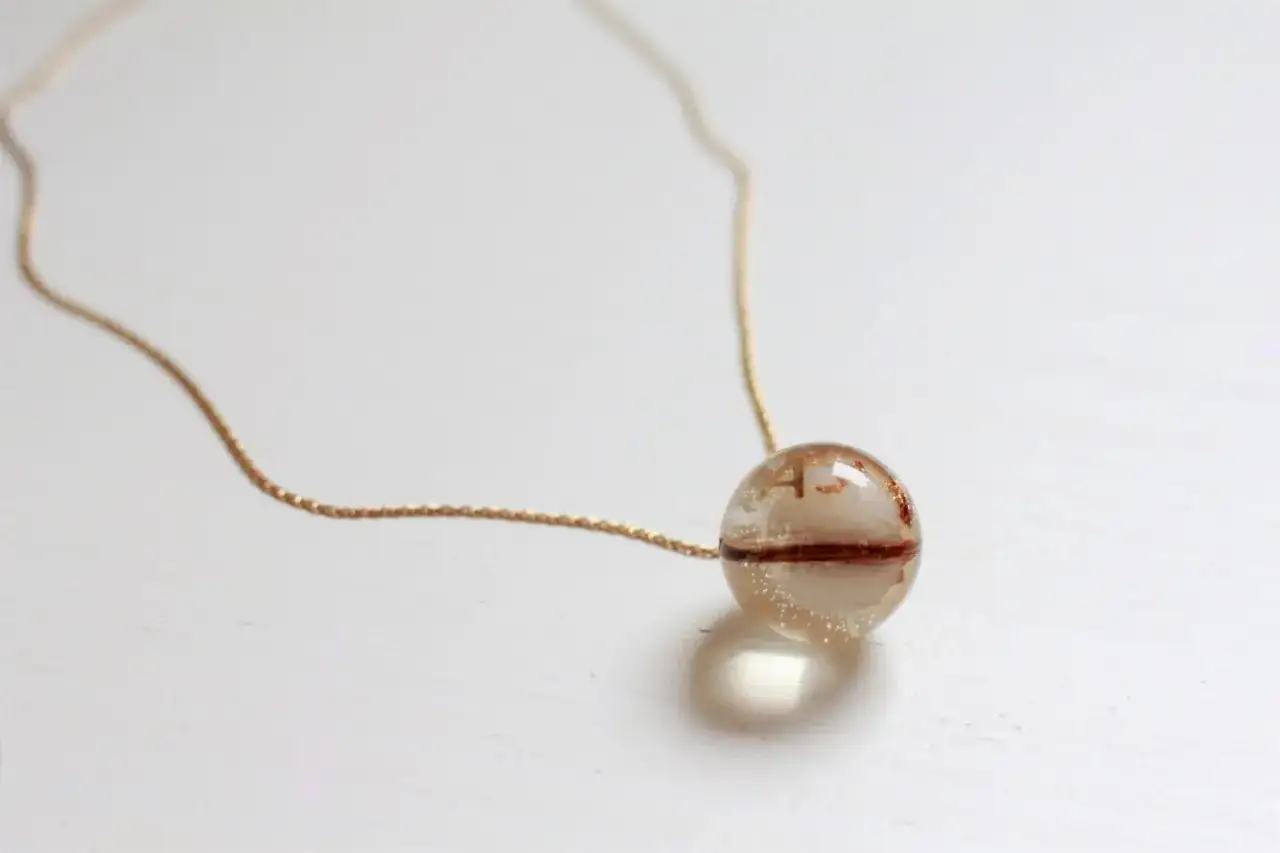 Biżuteria z mleka matki DIY: Odkryj sekret trwałej pamiątki