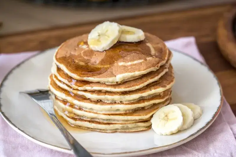 Pancakes banane 3 ingrédients: la recette facile et inratable