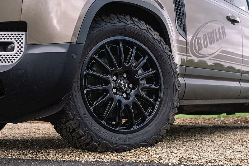 Ile trwa prostowanie felg? Od 30 min do kilku dni ekspert radzi