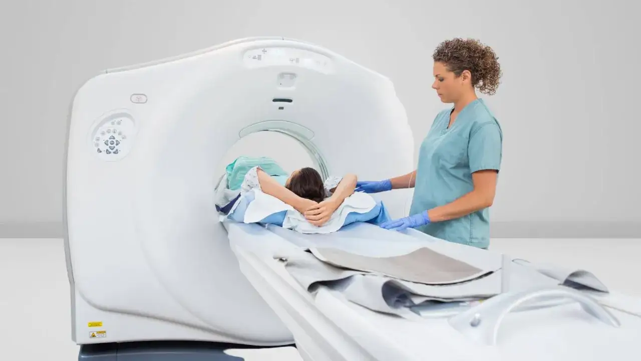 Czy po badaniu PET można pić alkohol? Zasady bezpiecznego powrotu do diety