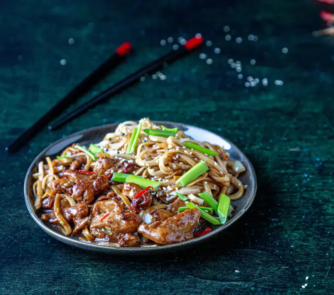 Gdzie kupić chow mein? Najlepsze miejsca na zakupy online i w sklepie