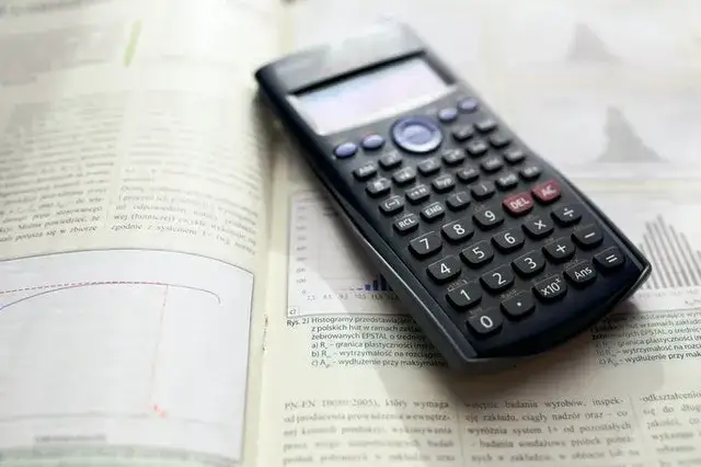 Kary za wykroczenie skarbowe: Jak uniknąć wysokich grzywien?