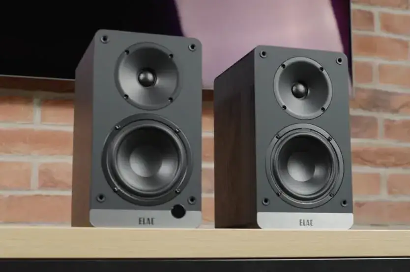 Kolumny aktywne dla DJ-a: Jak wybrać sprzęt, który zarabia?