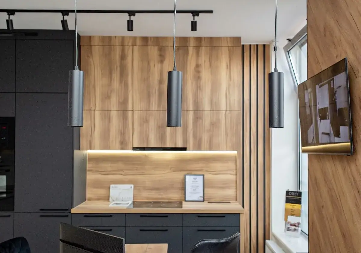 Jakie kolory mebli do małej kuchni, aby optycznie powiększyć przestrzeń