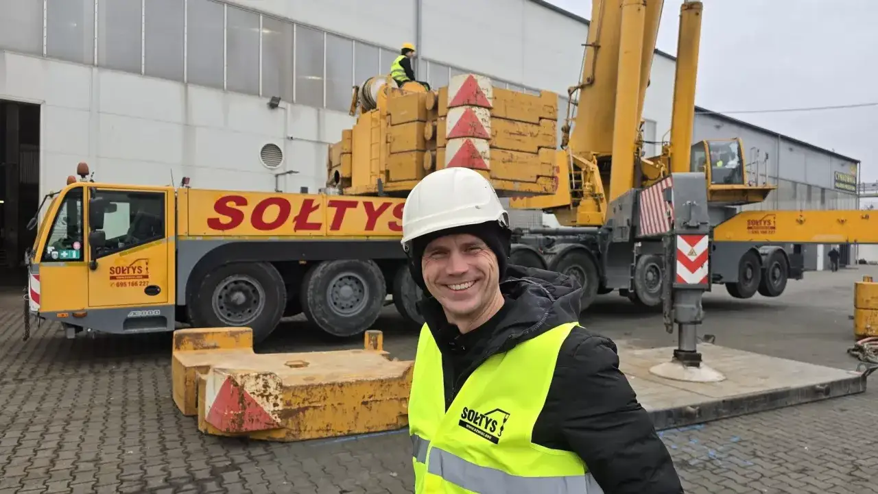 Wynajem dźwigu w Polsce: Ceny, ukryte koszty i jak oszczędzić?