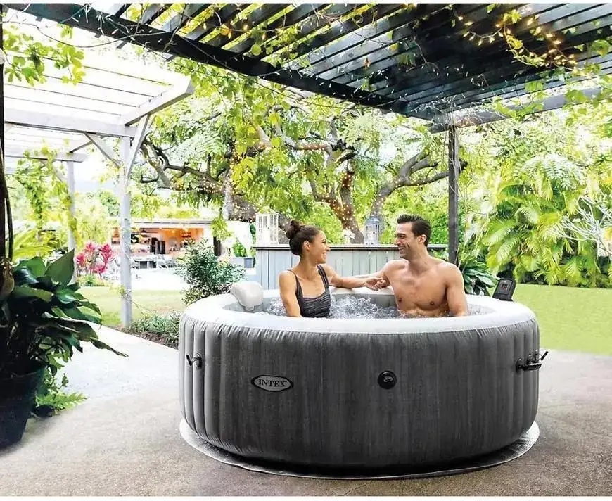 Intex Pure Spa: Recenzja, koszty, montaż. Czy warto kupić?