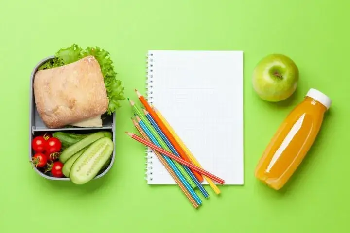 Ile kalorii powinien jeść 14 latek chłopak, aby prawidłowo rosnąć?