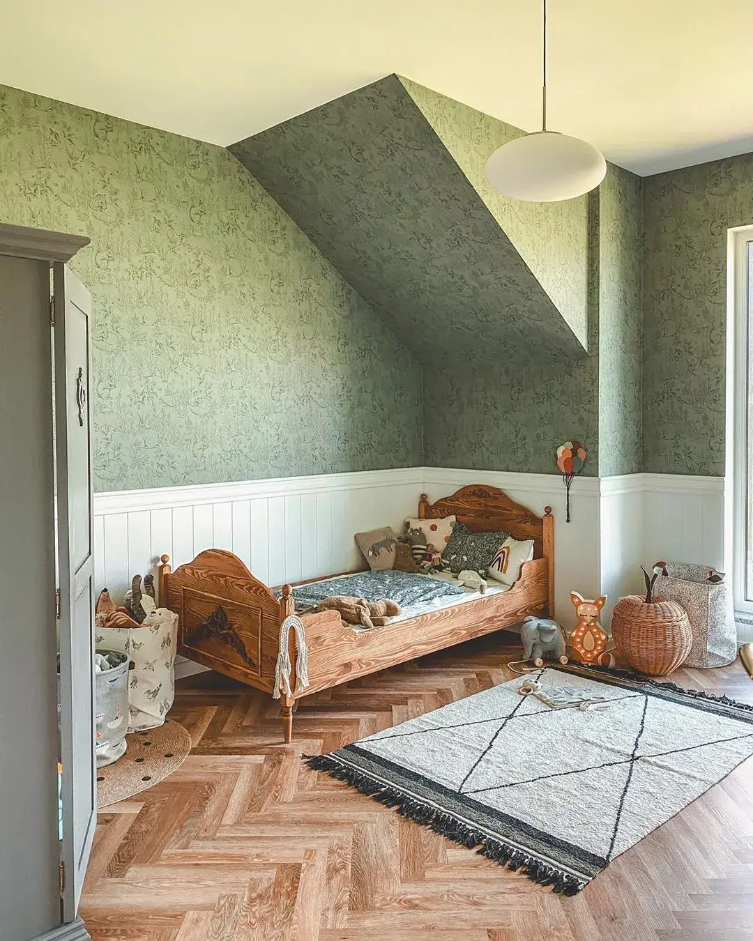 Tapeta jak boazeria – nowoczesne rozwiązanie dla stylowych wnętrz